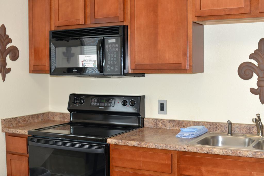 Anchorage Uptown Suites Esterno foto