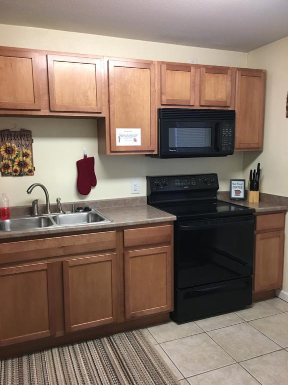 Anchorage Uptown Suites Esterno foto