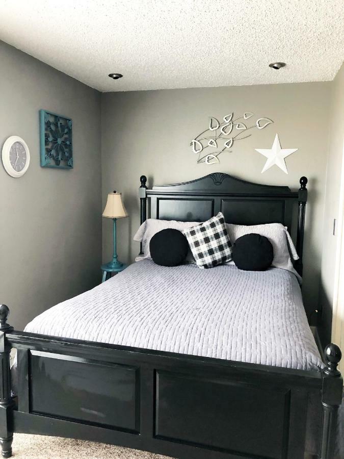 Anchorage Uptown Suites Esterno foto