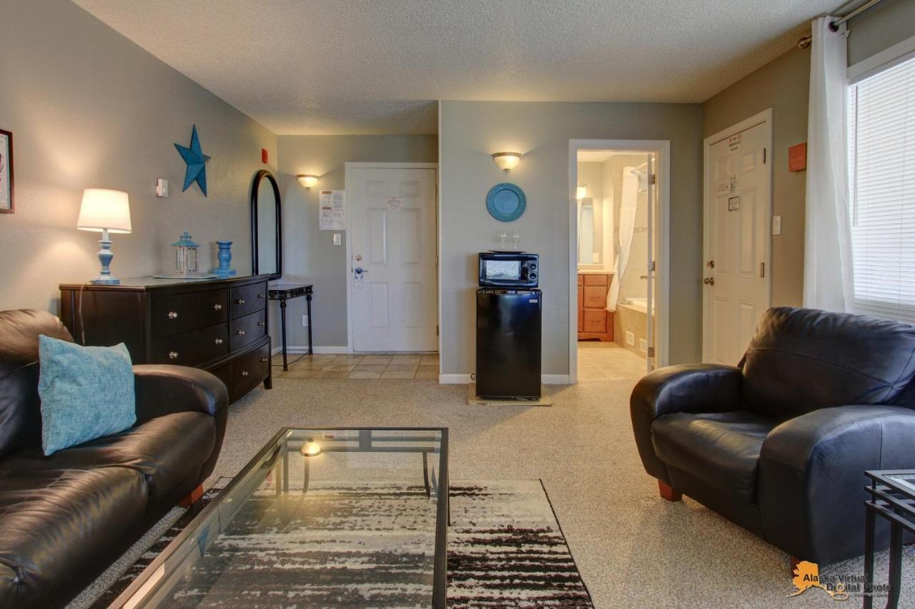 Anchorage Uptown Suites Esterno foto
